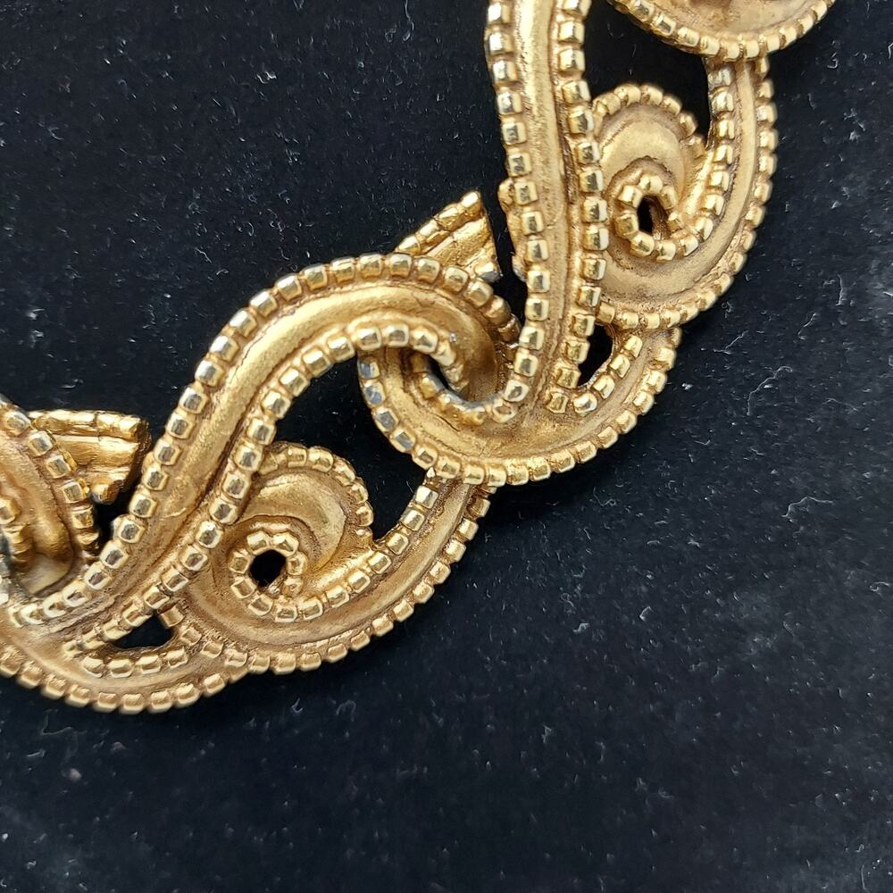 Florentine Links Statement Necklace Textured Gold Tone Ornate 18.5" Y2K Vintage - Picture 4 of 11